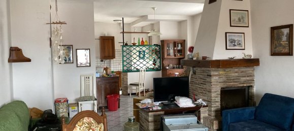 5 rooms Apartment in Appignano, Italy No. 8661 7