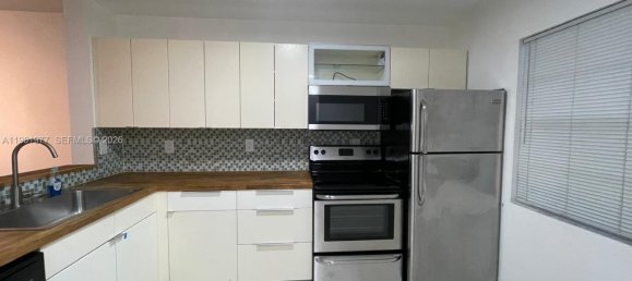 3 dormitorios propiedad comercial en venta en Miami, Miami-Dade, Florida, USA № 614354 5
