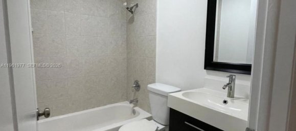 3 dormitorios propiedad comercial en venta en Miami, Miami-Dade, Florida, USA № 614354 15
