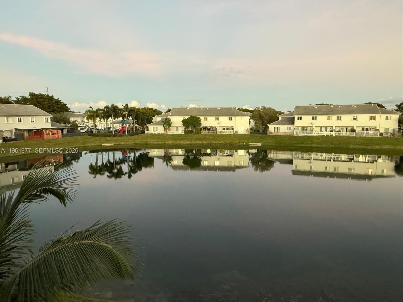 3 dormitorios propiedad comercial en venta en Miami, Miami-Dade, Florida, USA № 614354