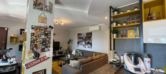 Квартира с 2 комнатами в Валлекрозия, Италия № 184688 2