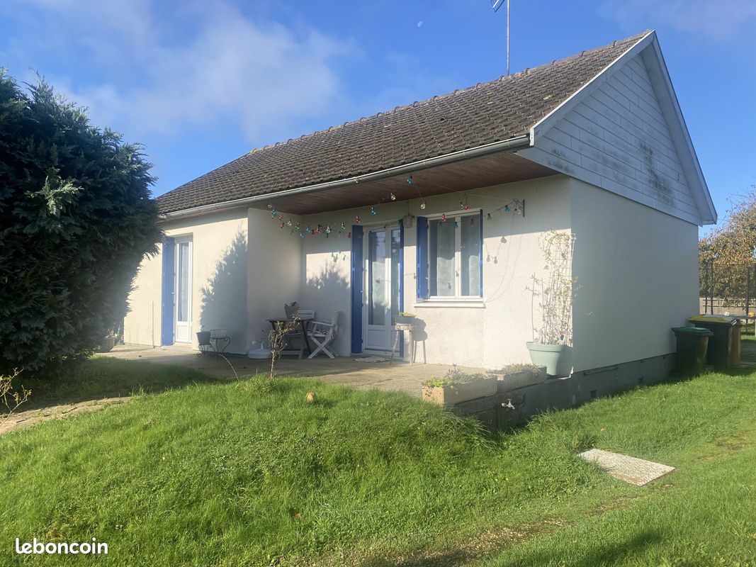 2 bedrooms House in Chateauneuf-en-Thymerais, France No. 210876