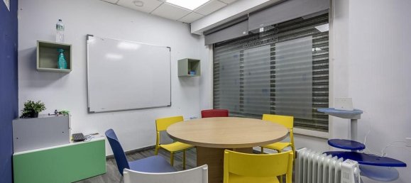 Gewerbliche Immobilie in Granada, Spain 97m², Nr. 148089 2