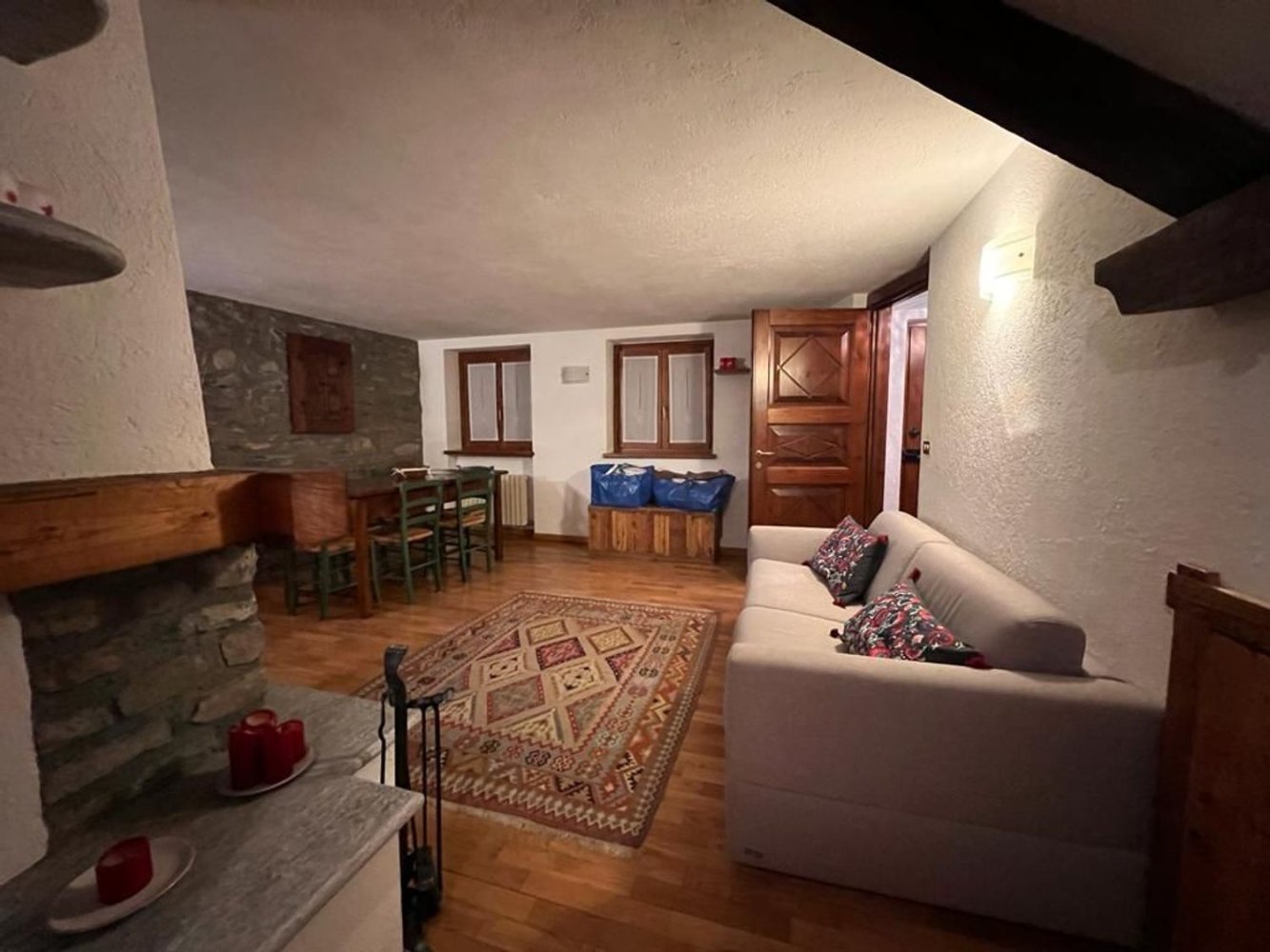 2 bedrooms Apartment in Courmayeur, Italy No. 332000