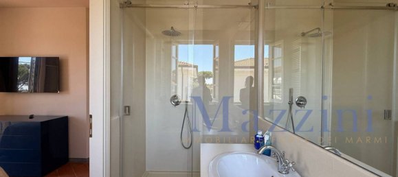 3 bedrooms Villa in Forte dei Marmi, Italy No. 325544 27