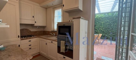 3 bedrooms Villa in Forte dei Marmi, Italy No. 325544 9