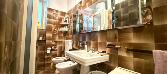 Квартира с 4 комнатами в Катания, Италия № 229705 12