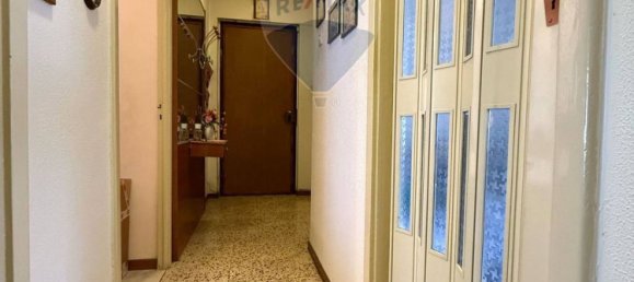 Квартира с 4 комнатами в Катания, Италия № 229705 3