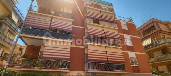 2 bedrooms Penthouse in Rome, Italy No. 340306 2