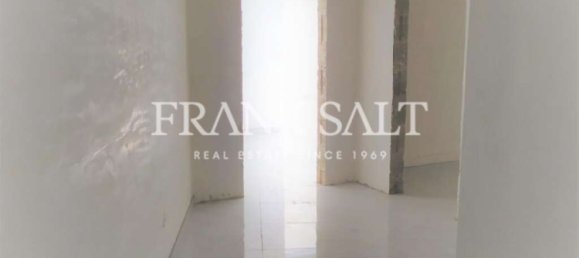 Oficina en Zebbug, Malta 300 m² No. 12259 7