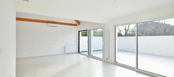 Casa T2 em Villefranche-sur-Saone, France N.º 199986 2