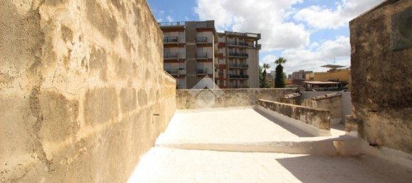 Casa de 2 dormitorios en Erice, Italy No. 104669 2