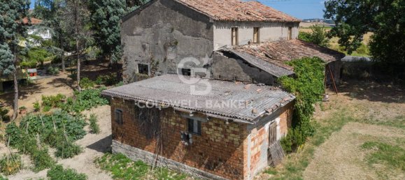 3 bedrooms House in Coriano, Italy No. 308749 5