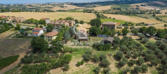 3 bedrooms House in Coriano, Italy No. 308749 11