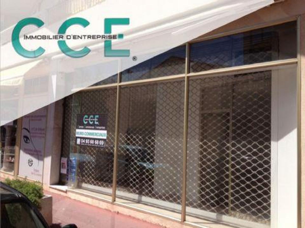 84m² Factory in Le Cannet, France No. 17799