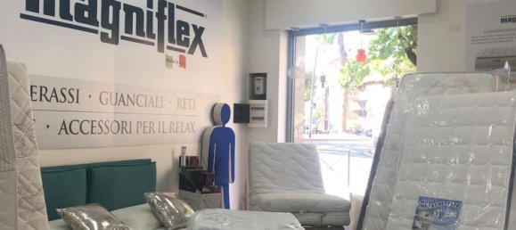 70m² Commercial property in Rome, Italy No. 260502 4