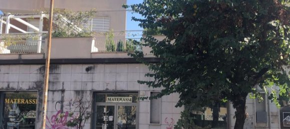 70m² Commercial property in Rome, Italy No. 260502 2