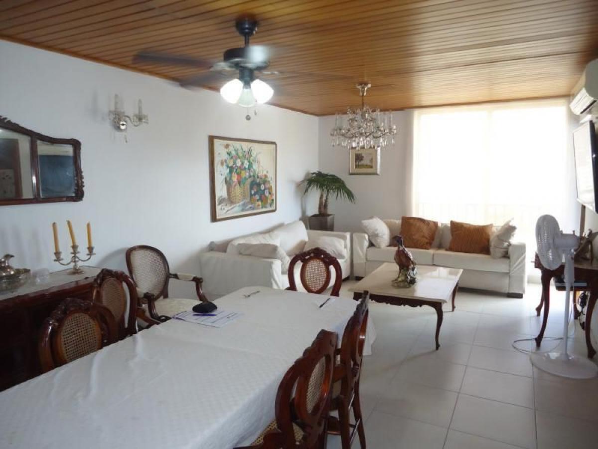 Casa de 3 dormitorios en Bolívar, Colombia No. 4761