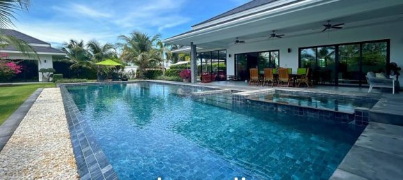 Villa de 4 dormitorios en Cha-am, Thailand No. 20283 4