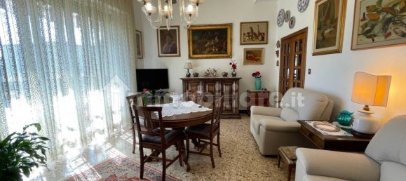 3 bedrooms Apartment in Arezzo, Italy No. 278219 6