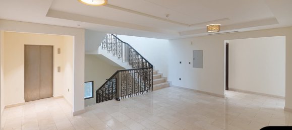 Villa de 5 dormitorios en Palm Jumeirah, UAE No. 109602 5