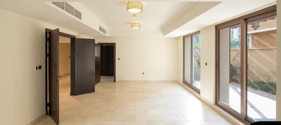 Villa de 5 dormitorios en Palm Jumeirah, UAE No. 109602 14