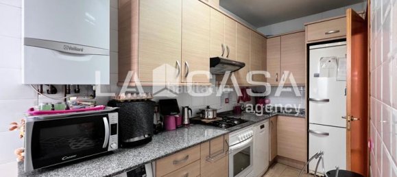 3 bedrooms Apartment in Badalona, Spain No. 162589 8