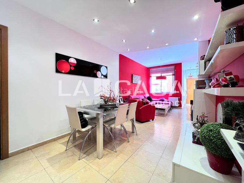 3 bedrooms Apartment in Badalona, Spain No. 162589