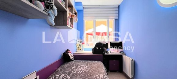 3 bedrooms Apartment in Badalona, Spain No. 162589 17