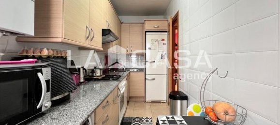 3 bedrooms Apartment in Badalona, Spain No. 162589 6