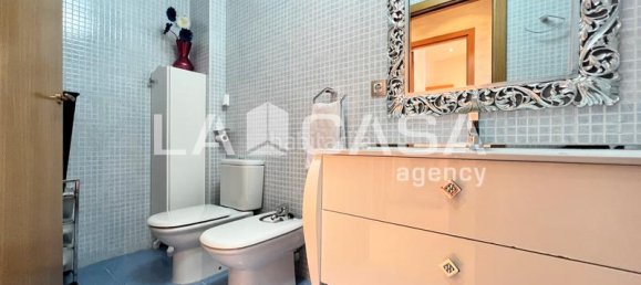 3 bedrooms Apartment in Badalona, Spain No. 162589 28