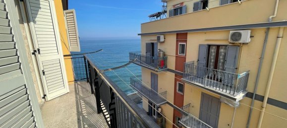 4غرفة شقة في Molfetta, Italy رقم 270221 2