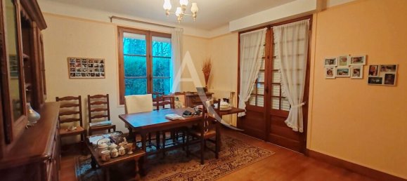 4 bedrooms House in Thesee, France No. 46141 6