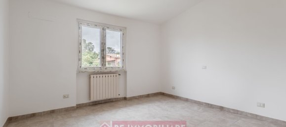 4 rooms Apartment in Rome, Italy No. 73199 25