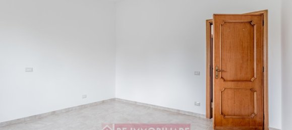 4 rooms Apartment in Rome, Italy No. 73199 41