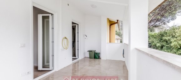 4 rooms Apartment in Rome, Italy No. 73199 28