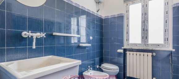 4 rooms Apartment in Rome, Italy No. 73199 18