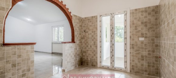 4 rooms Apartment in Rome, Italy No. 73199 6