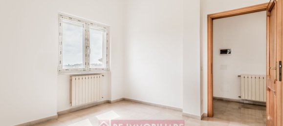 4 rooms Apartment in Rome, Italy No. 73199 19