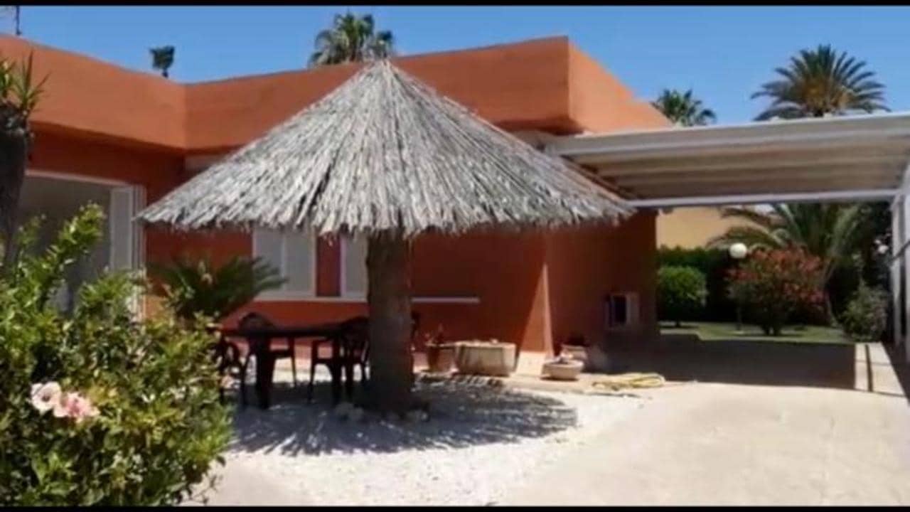 4 bedrooms House in Torrevieja, Spain No. 183633