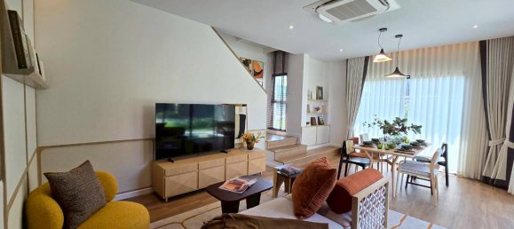 4 غرف نوم منزل في Chon Buri, Thailand رقم 85488 2