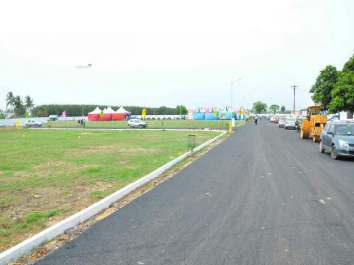  Land in Chennai, India No. 40210