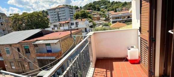 6 rooms Apartment in Pescara, Italy No. 258815 16