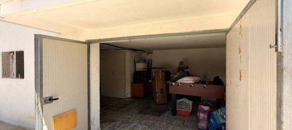 6 rooms Apartment in Pescara, Italy No. 258815 29