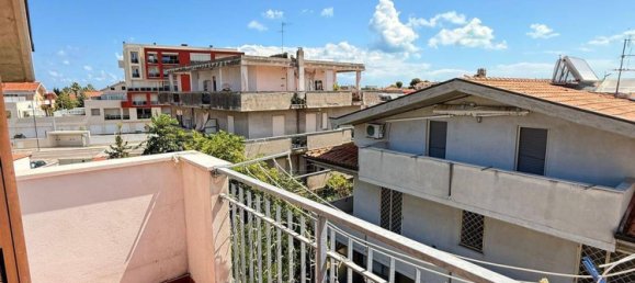 6 rooms Apartment in Pescara, Italy No. 258815 15