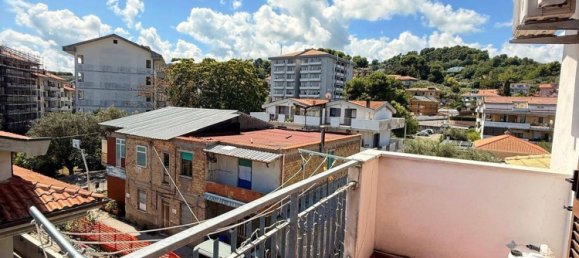 6 rooms Apartment in Pescara, Italy No. 258815 17