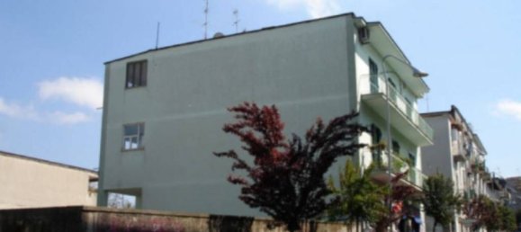 3 Schlafzimmer Wohnung in Naples, Italy, Nr. 327086 3