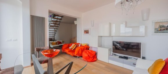 Apartamento de 3 habitaciónes en Livorno, Italy No. 45552 5