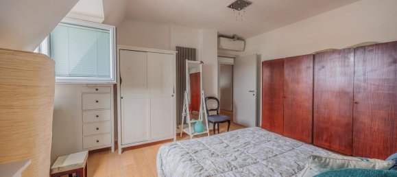 Apartamento de 3 habitaciónes en Livorno, Italy No. 45552 19
