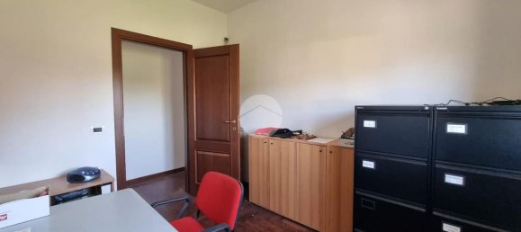 Büro in Viterbo, Italy 50m², Nr. 298466 10